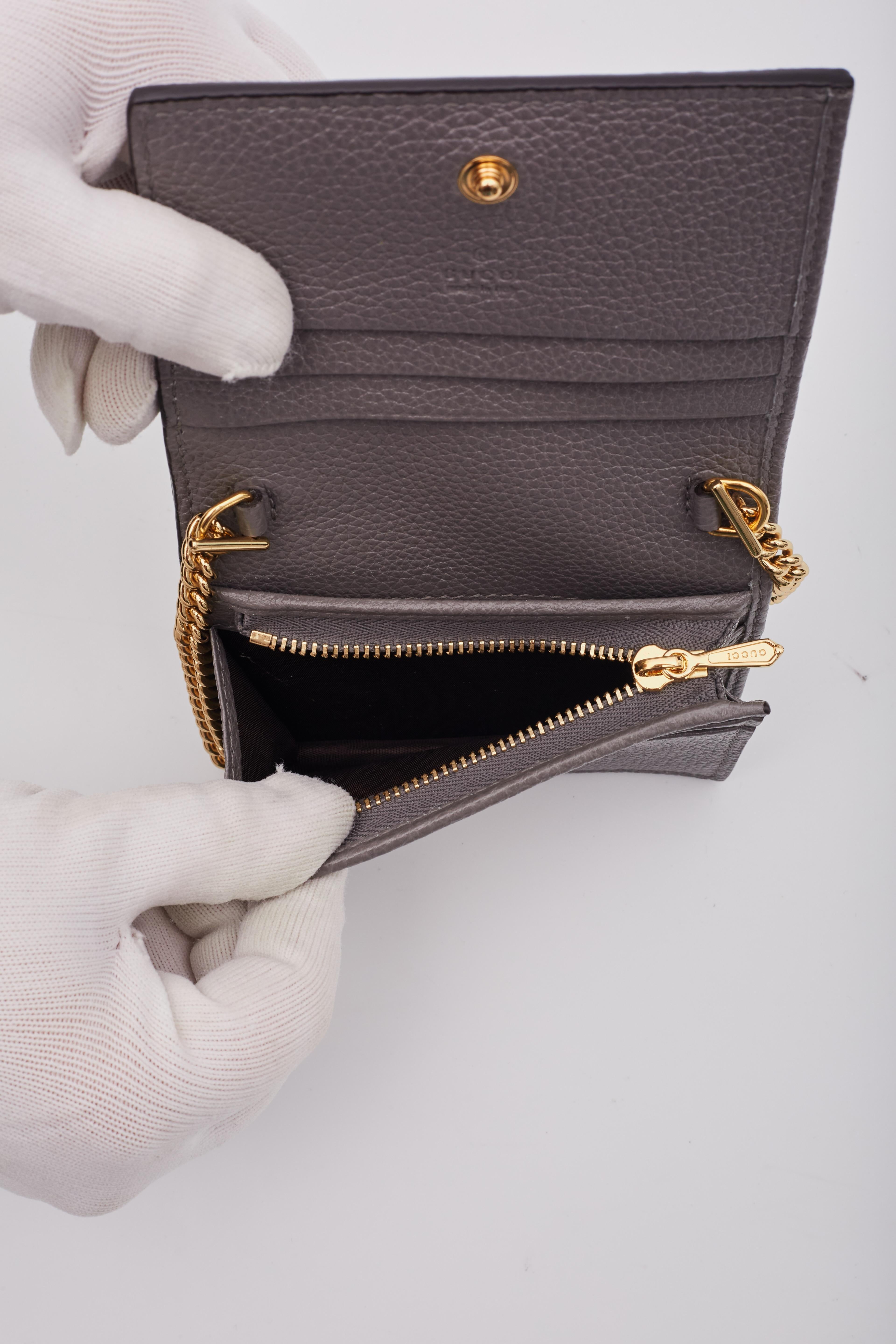 Gucci Calfskin Dusty Grey Zumi Chain Card Case Wallet For Sale 5