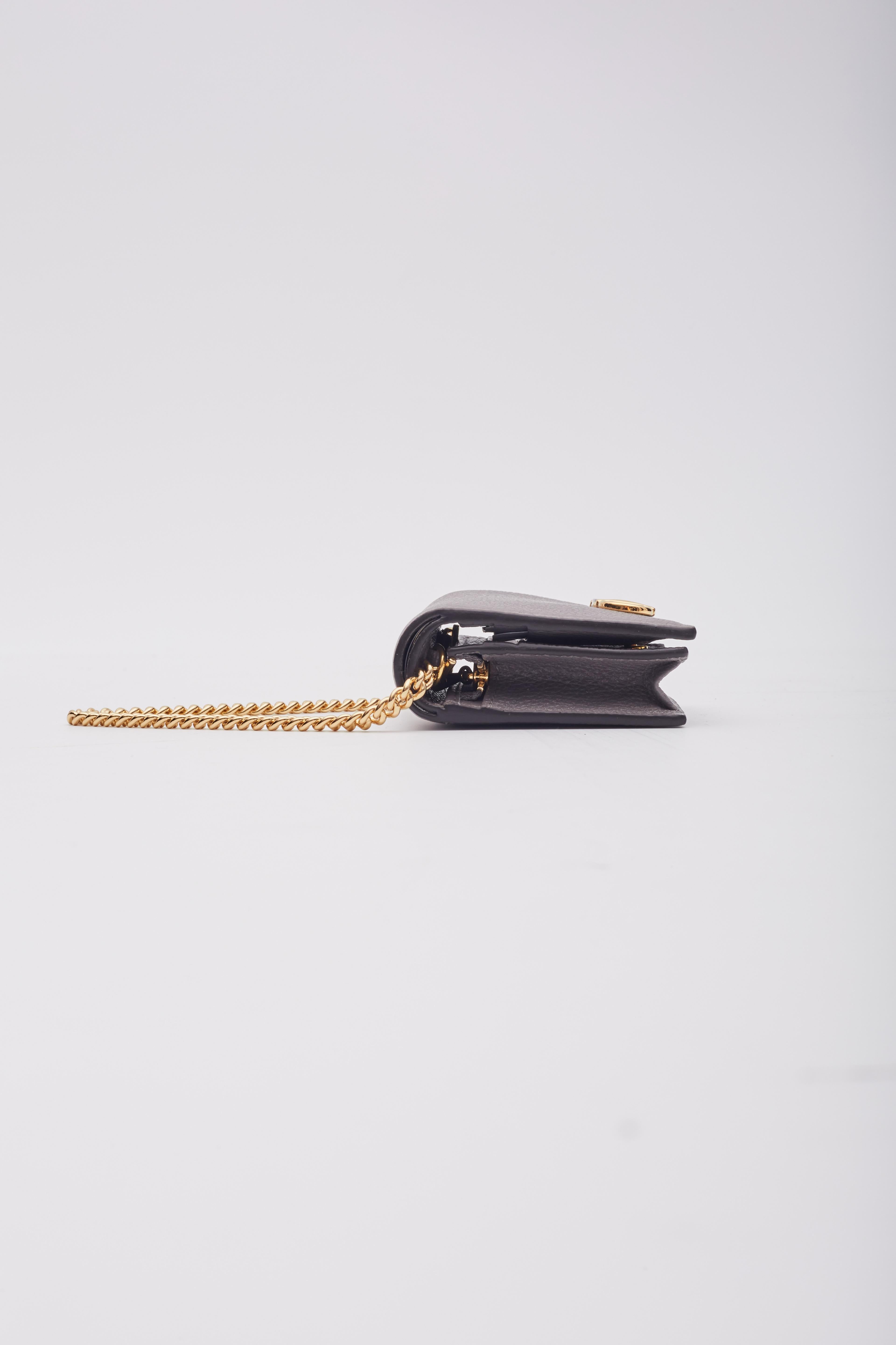 Gucci Calfskin Dusty Grey Zumi Chain Card Case Wallet For Sale 1