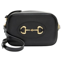 Gucci „Horsebit 1955“ Mini-Kameratasche aus Kalbsleder