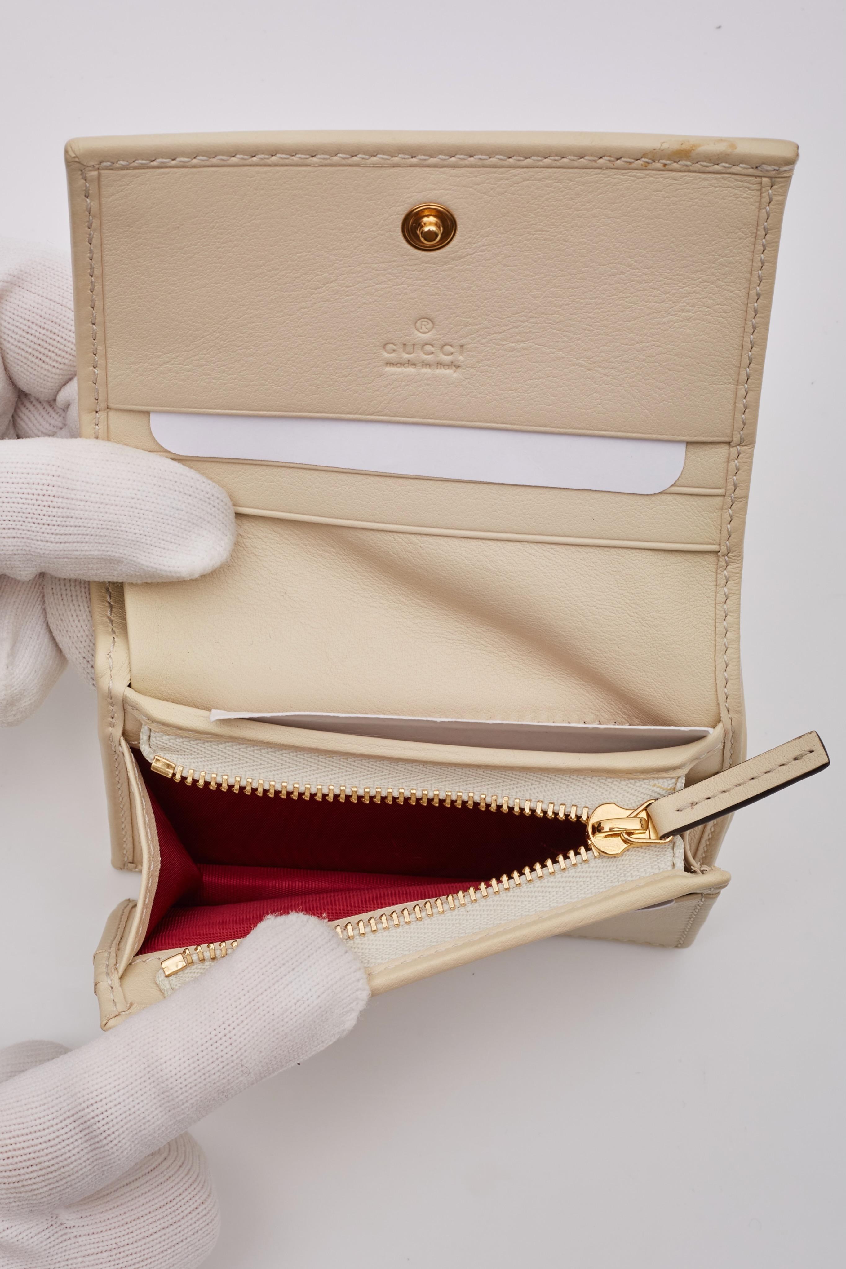 Gucci Calfskin Interlocking G Card Holder Case Mystic White For Sale 6