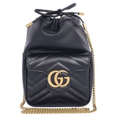 Gucci Borsa a secchiello in pelle di vitello Matelasse Mini GG Marmont 2.0 Nero