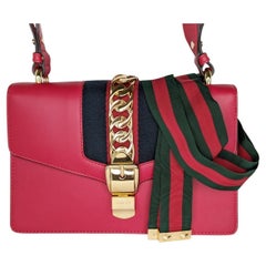 Used Gucci Calfskin Small Sylvie Chain Shoulder Bag Hibiscus Red