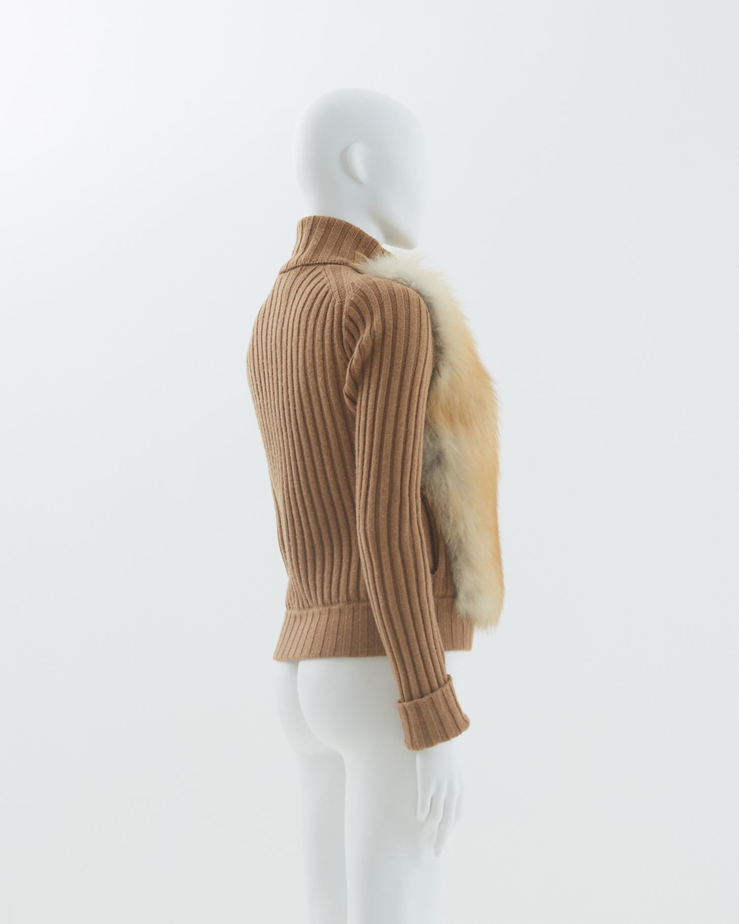 Gucci camel hair fox fur knit cardigan jacket, early 2000s For Sale 1
