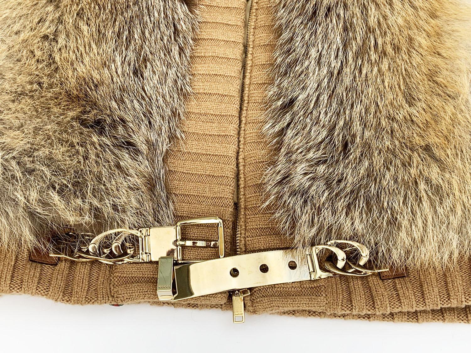 Gucci Camel Hair Fox Fur Knit Cardigan Jacket size L For Sale 1