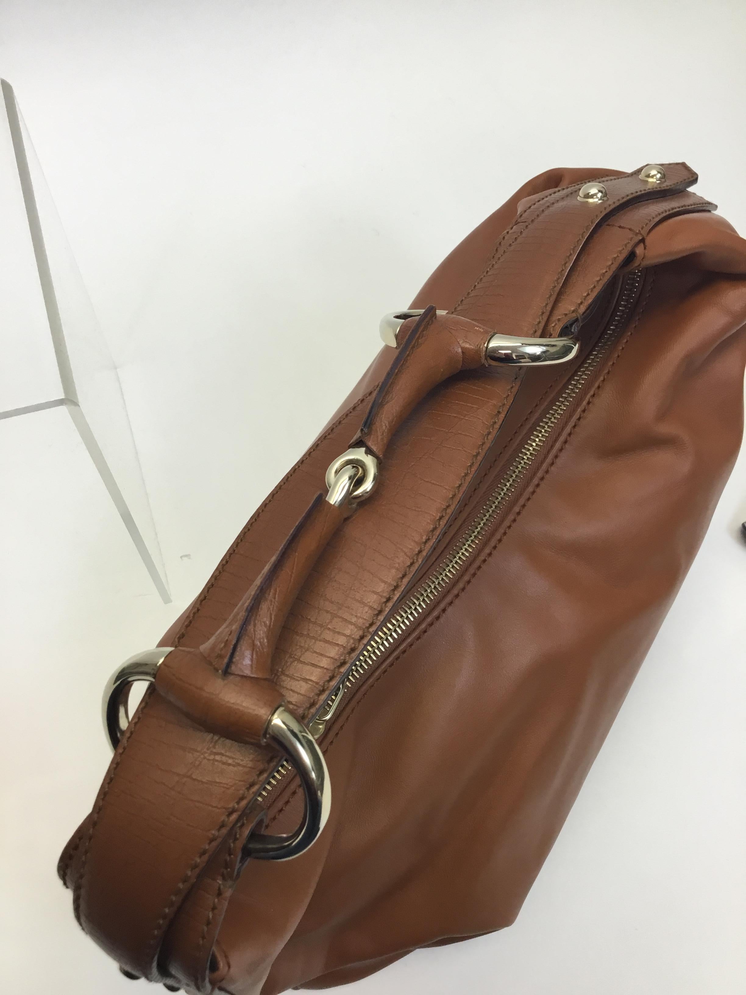 Gucci Camel Leather Horsebit Shoulder Bag For Sale 1