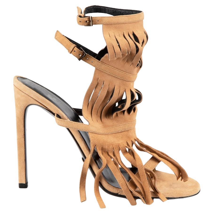 Gucci Camel Suede Becky Fringe Sandals Size IT 38 For Sale