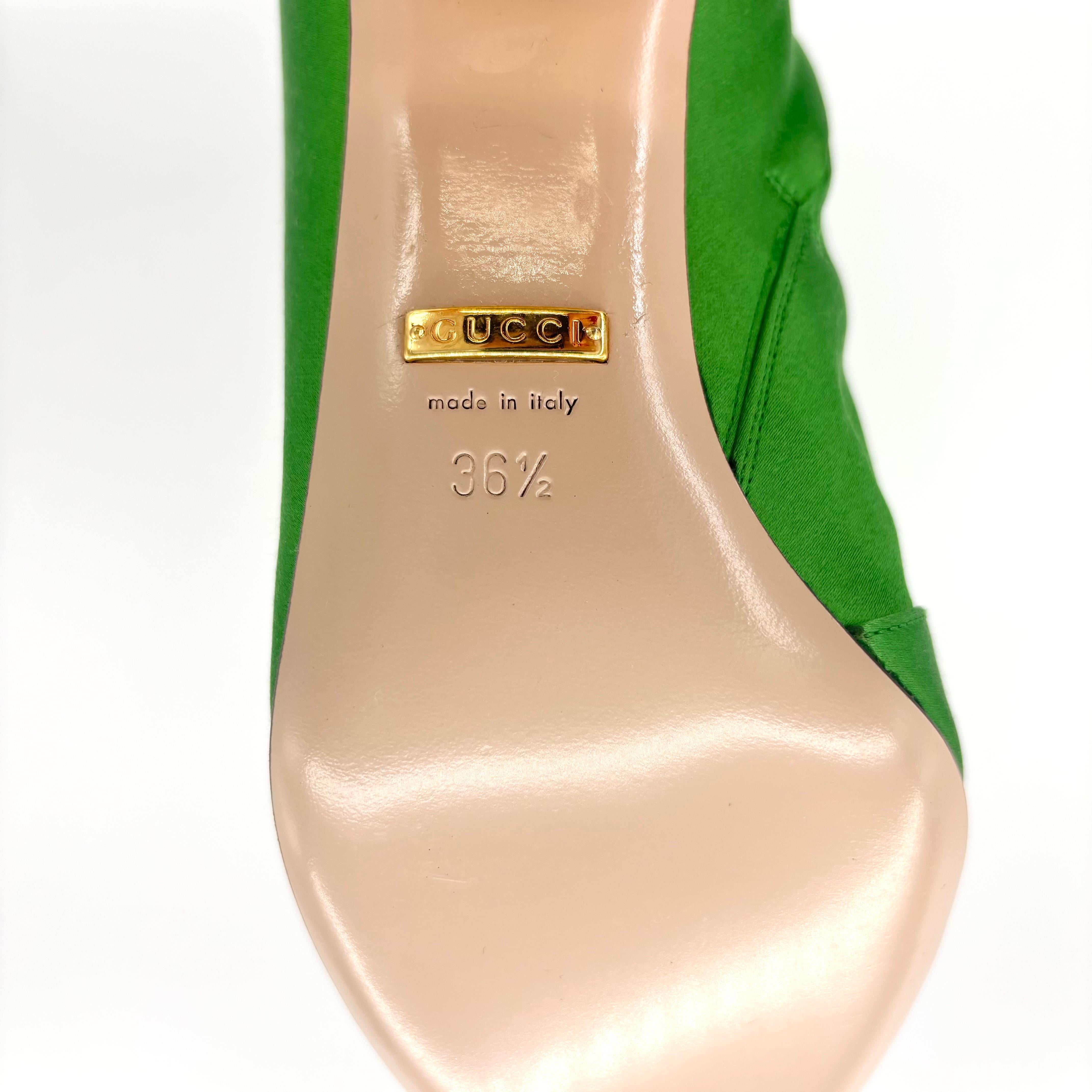 Gucci Candy Dragon bestickte und mit Kristallen verzierte kniehohe Stiefel im Angebot 4