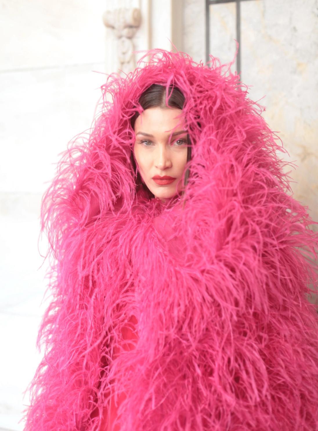 Pink Gucci cape 2018s For Sale
