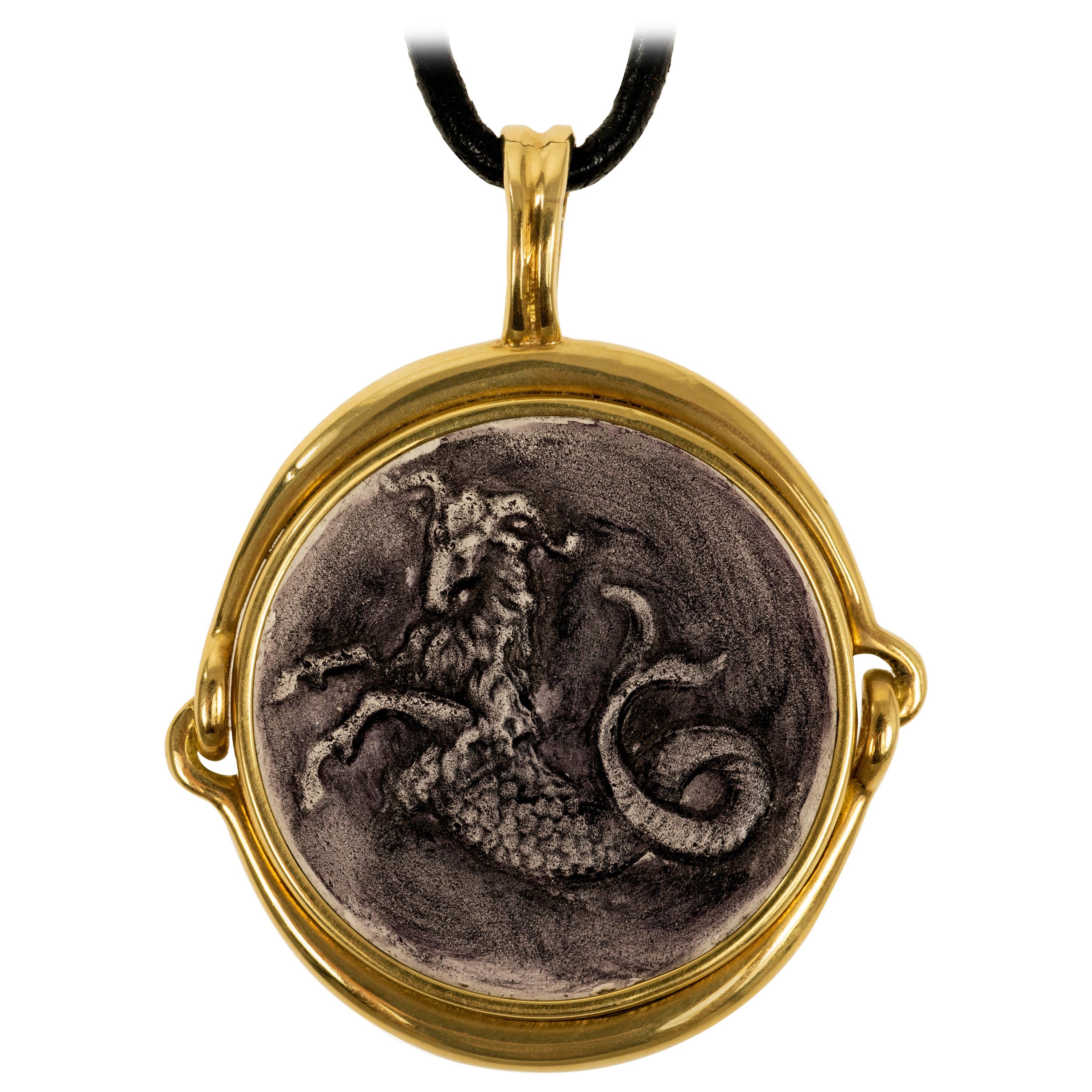 Gucci Carved Glass Intaglio and Gold Capricorn Zodiac Pendant For Sale