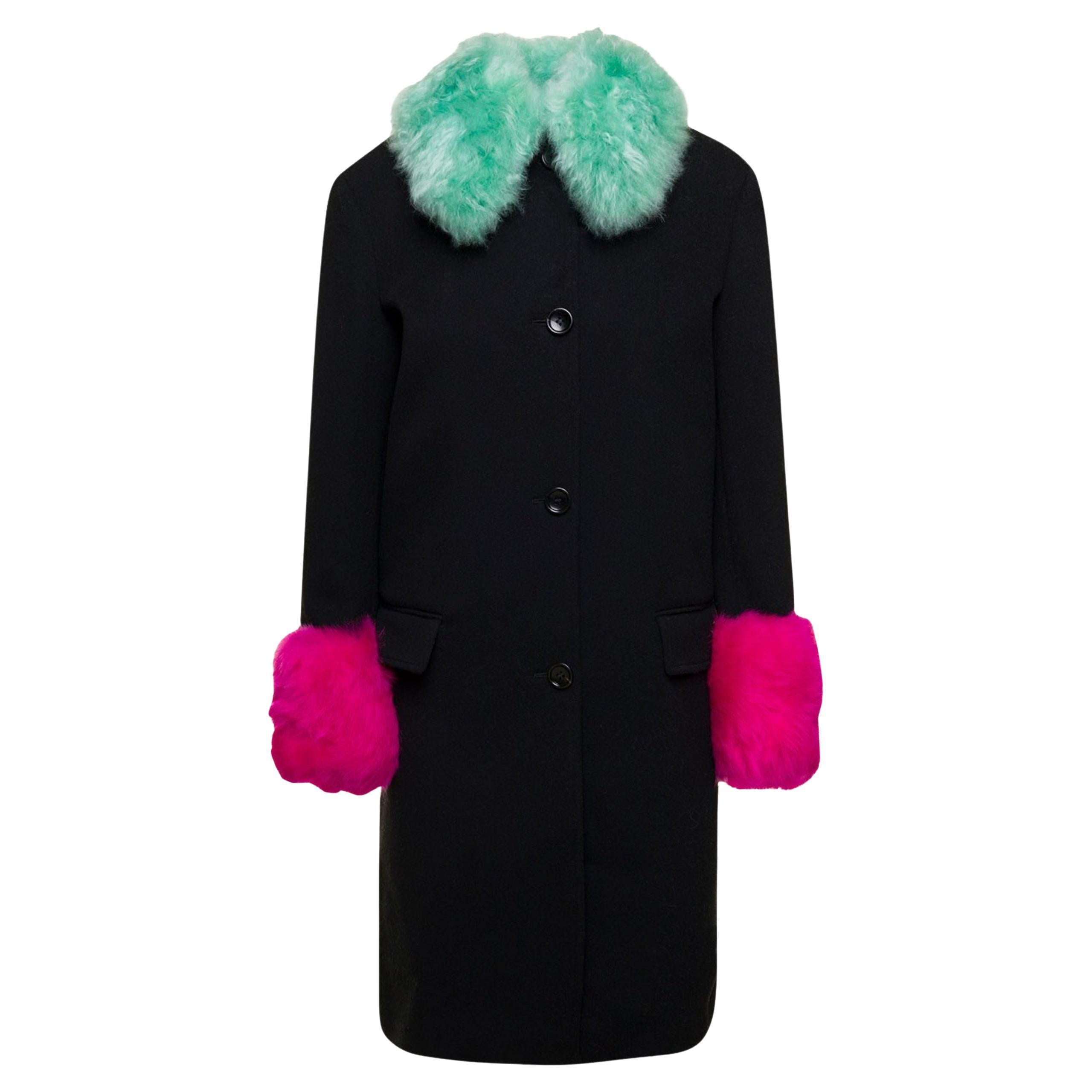 Gucci Cashmere Wool Coat with Shearling-collar  IT 44 For Sale