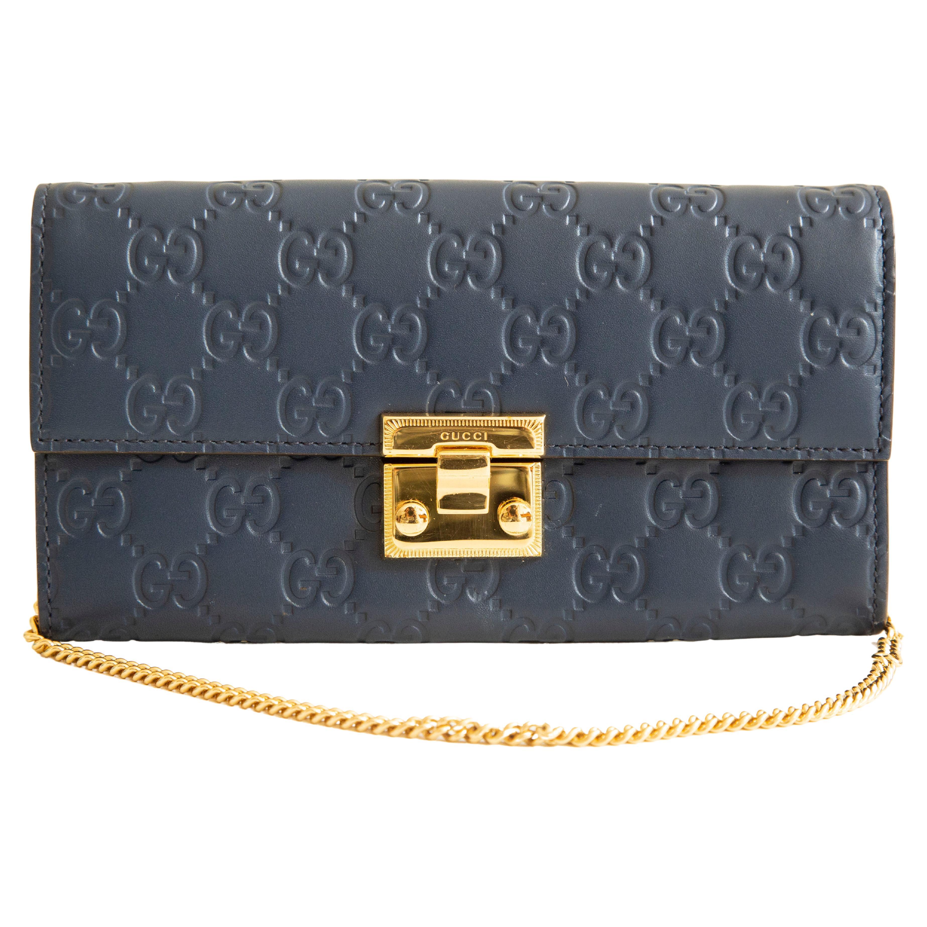 Gucci Chain Guccissima Wallet Bi-Fold Wallet Shoulder Bag Clutch For Sale