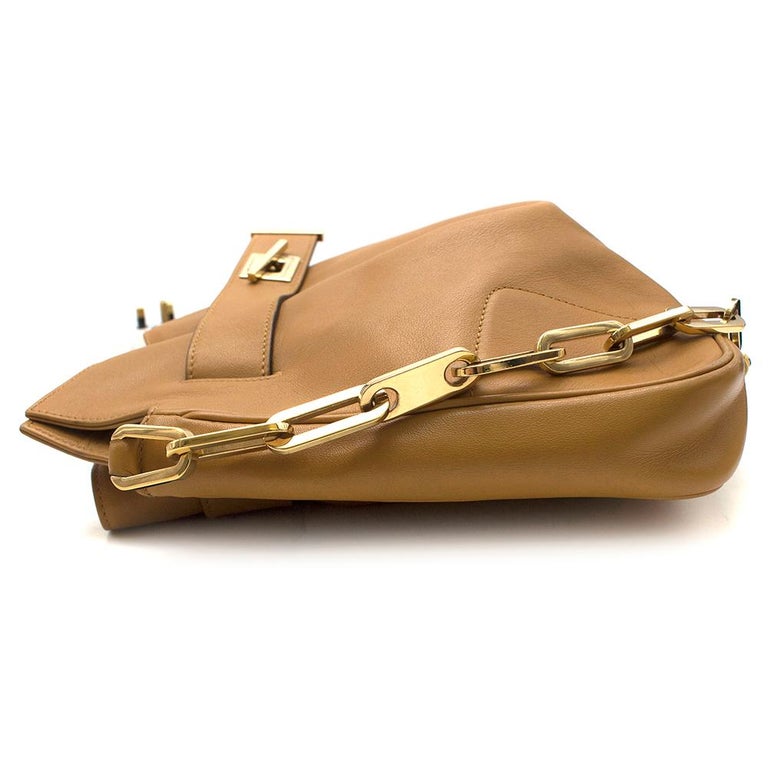 Gucci Chain Link Tan Leather Shoulder Bag For Sale at 1stDibs