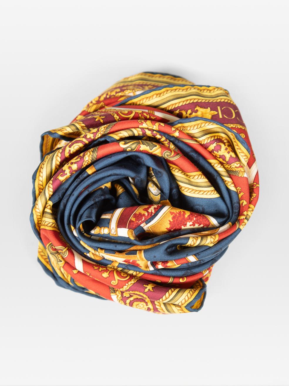 CONDITION is Very good. Minimal wear to the scarf is evident. Pluck to the weave towards the designer logo on this used Gucci designer resale item.
 
 
 
 Details
 
 
 Multicolour
 
 Silk
 
 Square scarf
 
 Chair pattren
 
 Rolled edge
 
 
 

 

