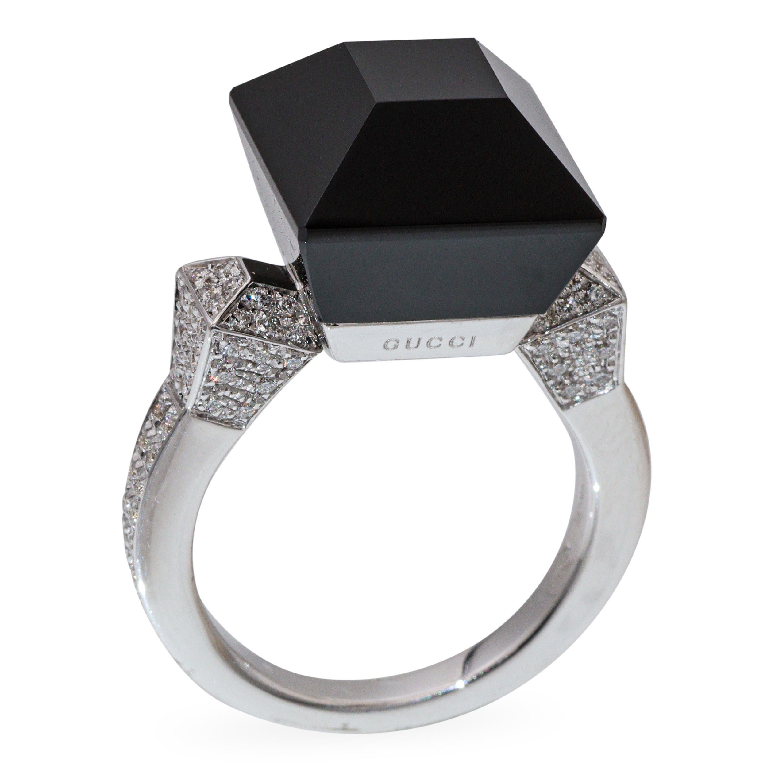 Cette bague Gucci 