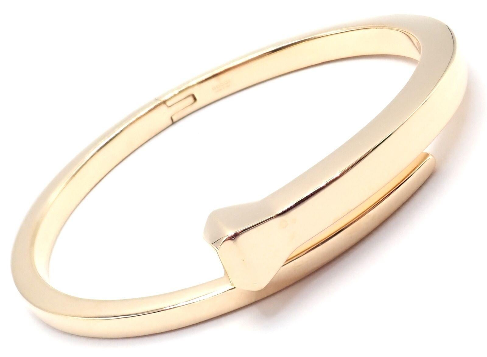 18k yellow gold Chiodo Bangle Bracelet by Gucci.
Details:
Size: 17 (17cm)
Width: 12mm
Weight: 34.1 grams
Stamped Hallmarks: Gucci 750 Made in Italy 17
*FREE Shipping within the United States* 
Your Price: $7,000
T3434toed