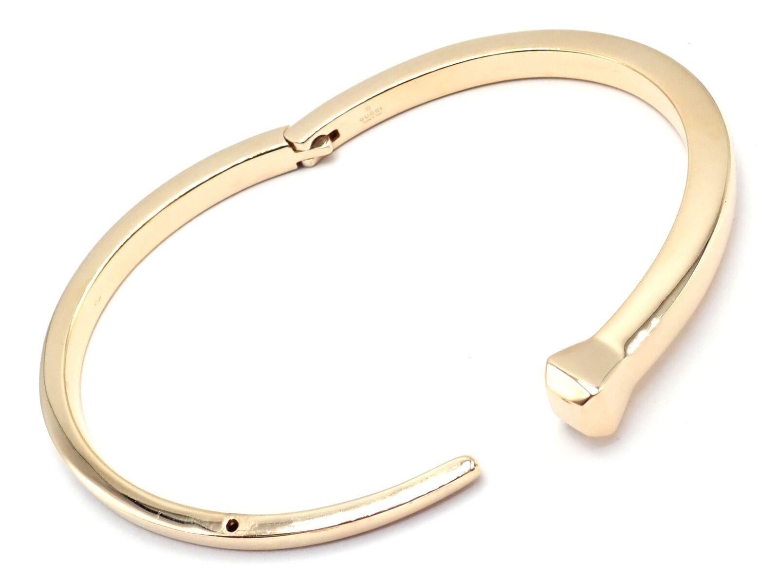 Gucci Chiodo Nail Yellow Gold Bangle Bracelet In New Condition For Sale In Holland, PA