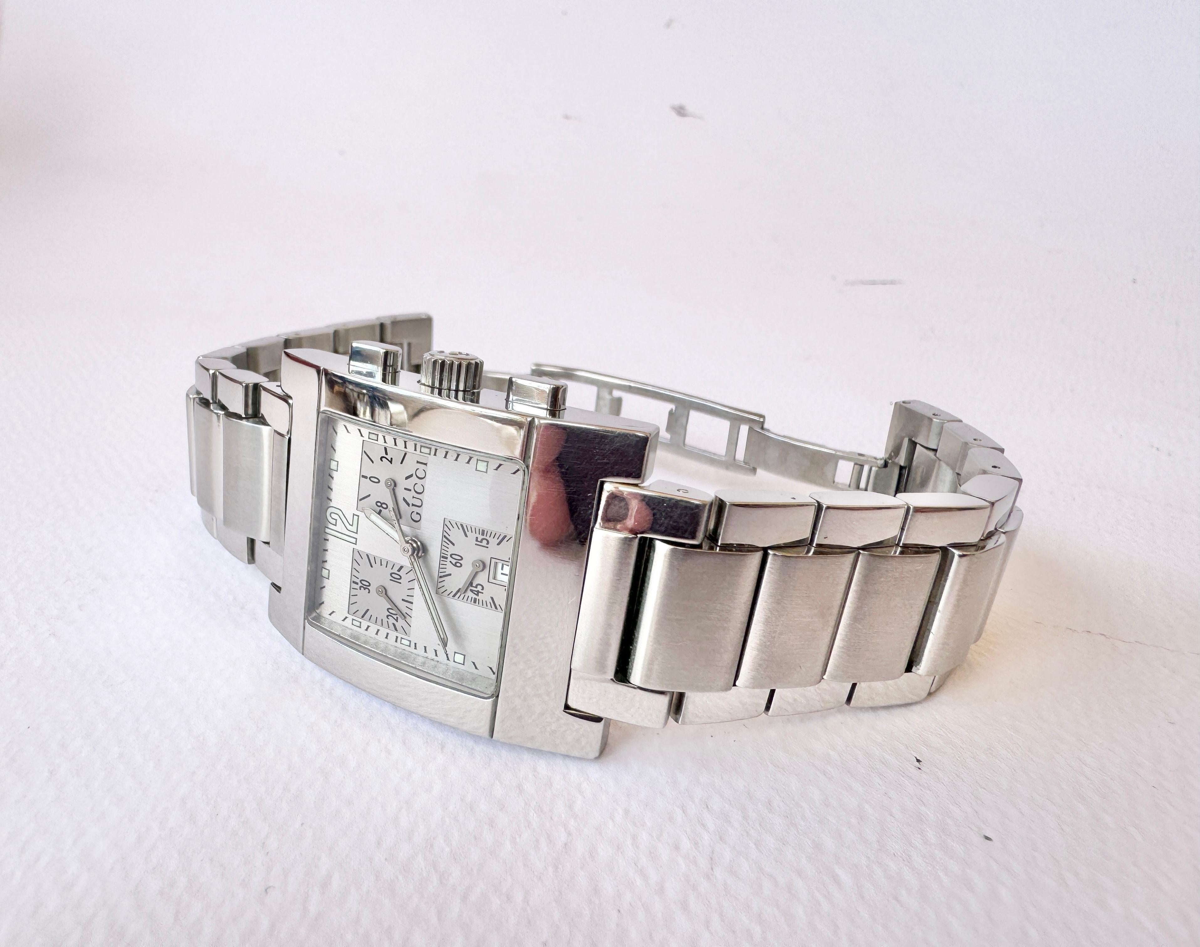 Gucci Chronograph 7700 Stainless-steel Watch For Sale 1