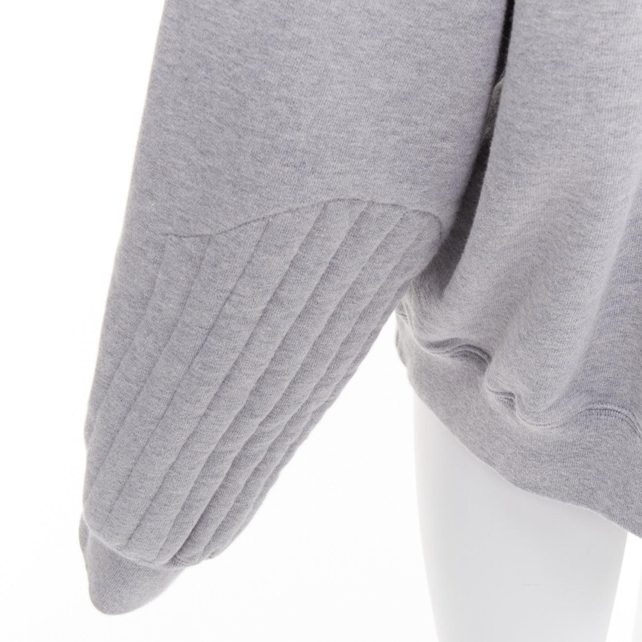 GUCCI Cities grey cotton white logo back quilted shoulder oversized pullover XXL For Sale 2