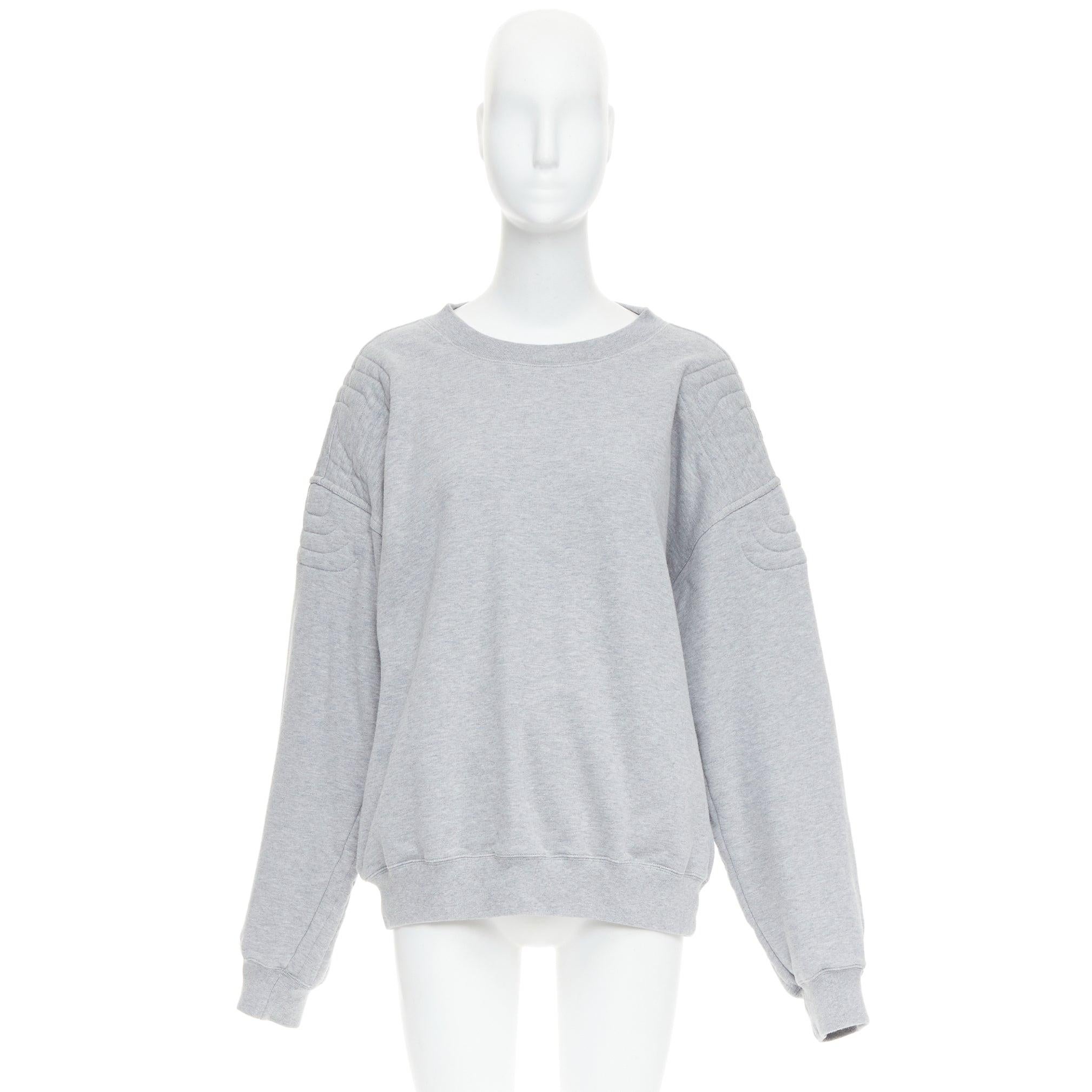 GUCCI Cities grey cotton white logo back quilted shoulder oversized pullover XXL For Sale 4