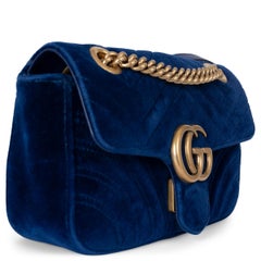 GUCCI Kobaltblaue GG MARMONT MINI MATELASSE VELVET Umhängetasche
