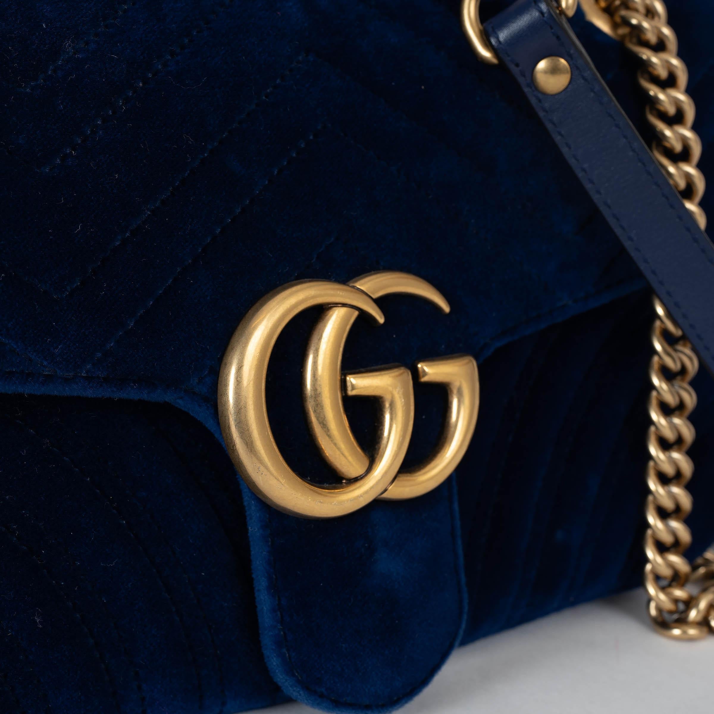 Women's GUCCI Cobalt blue GG MARMONT SMALL MATELASSE VELVET Shoulder Bag For Sale