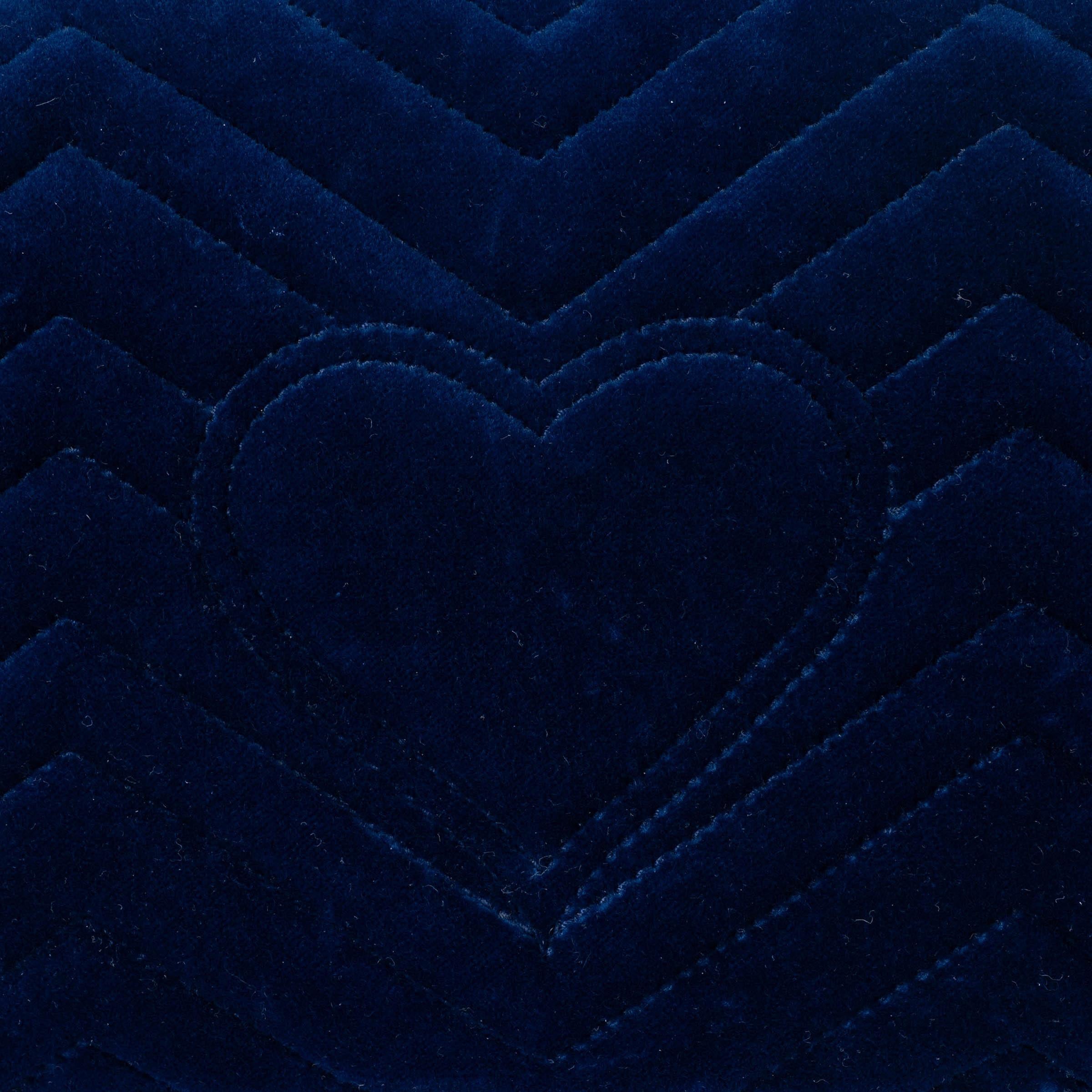 GUCCI Cobalt blue GG MARMONT SMALL MATELASSE VELVET Shoulder Bag For Sale 1