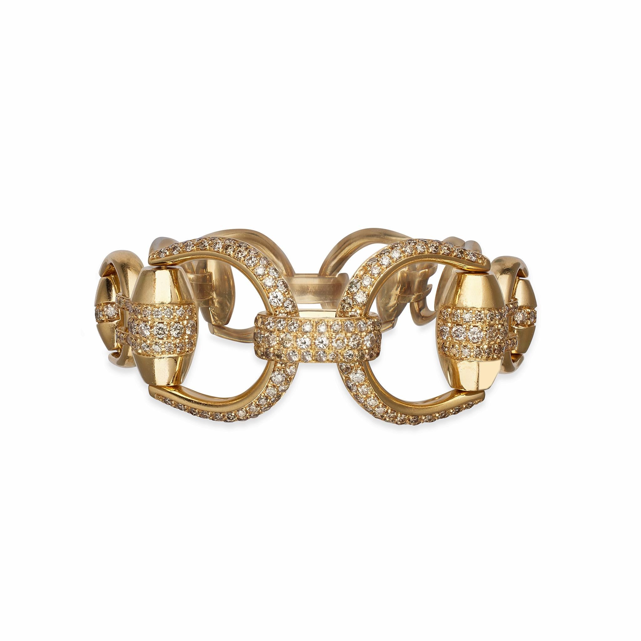 Gucci Horsebit-Armband mit farbigen Diamanten (Brillantschliff) im Angebot