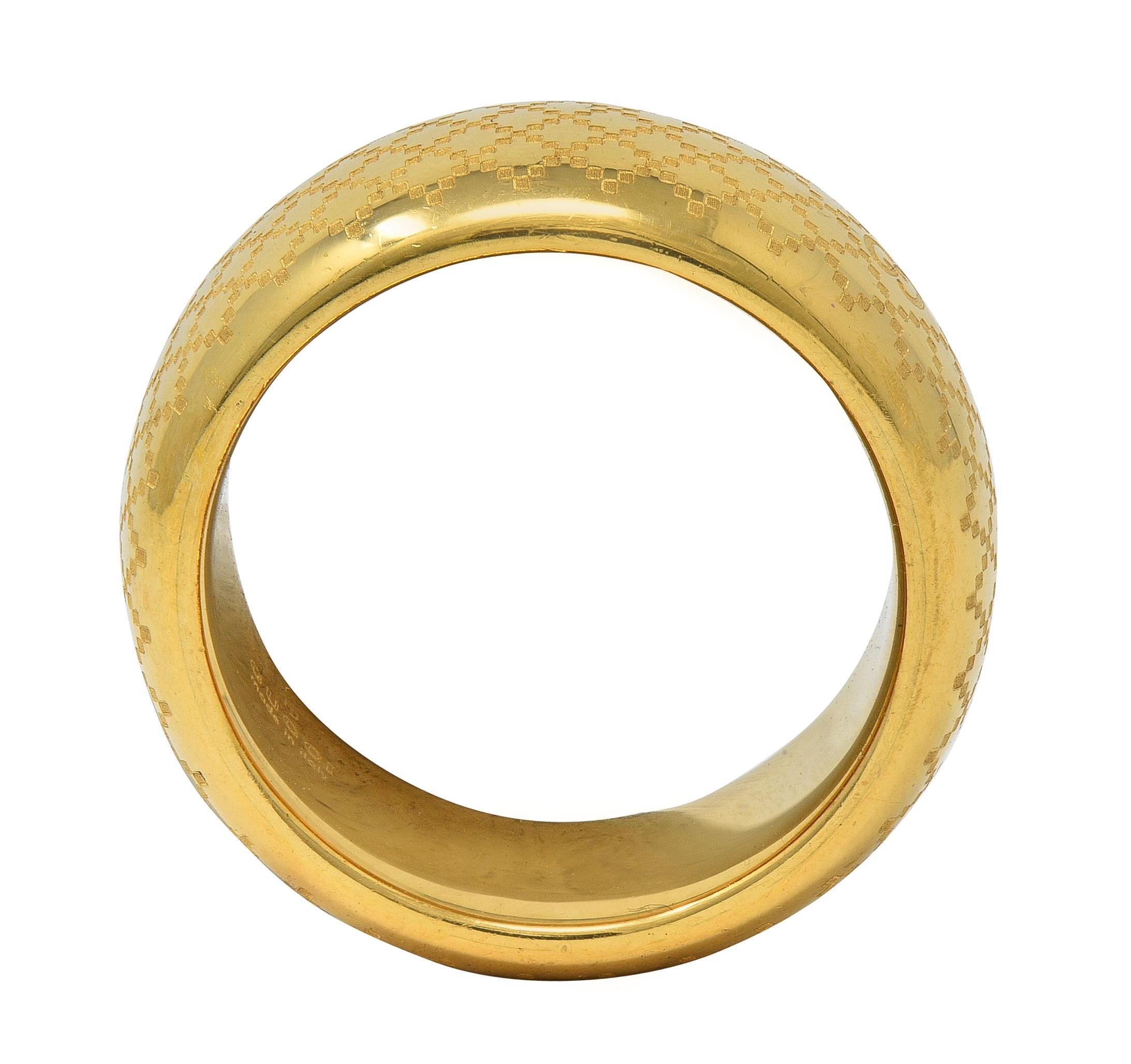 Gucci Contemporary 18 Karat Yellow Gold Diamantissima Wide Band Ring For Sale 4