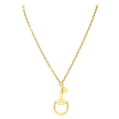 Gucci Contemporary 18 Karat Gelbgold Horsebit-Anhänger Halskette