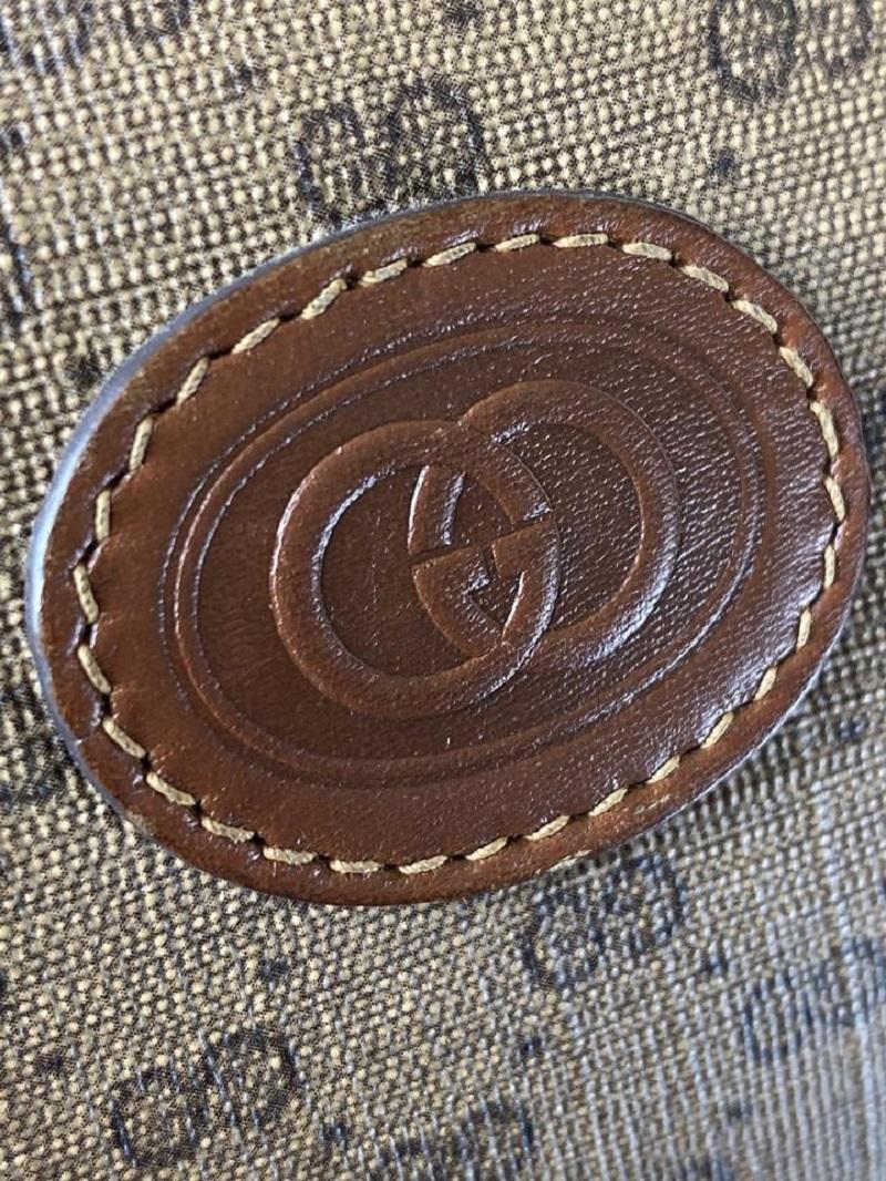 gucci makeup bag