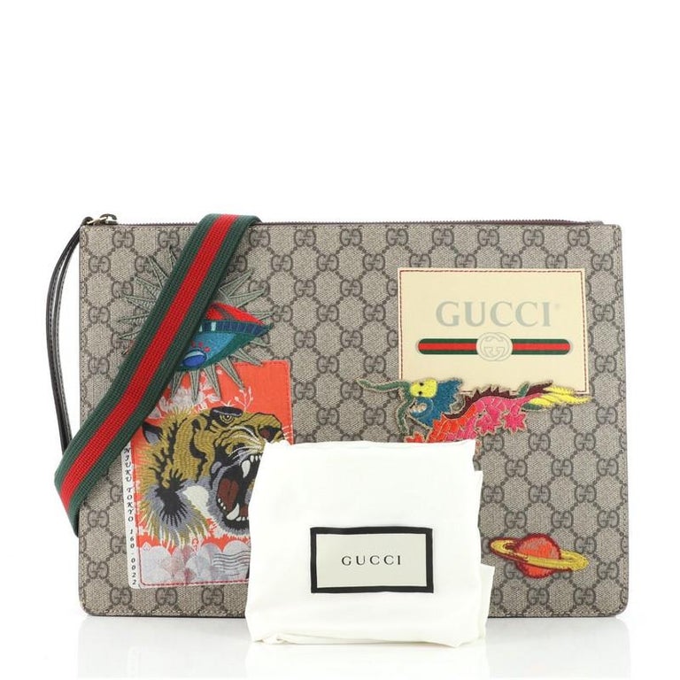 Gucci Messenger Bag GG Canvas with Applique at 1stDibs