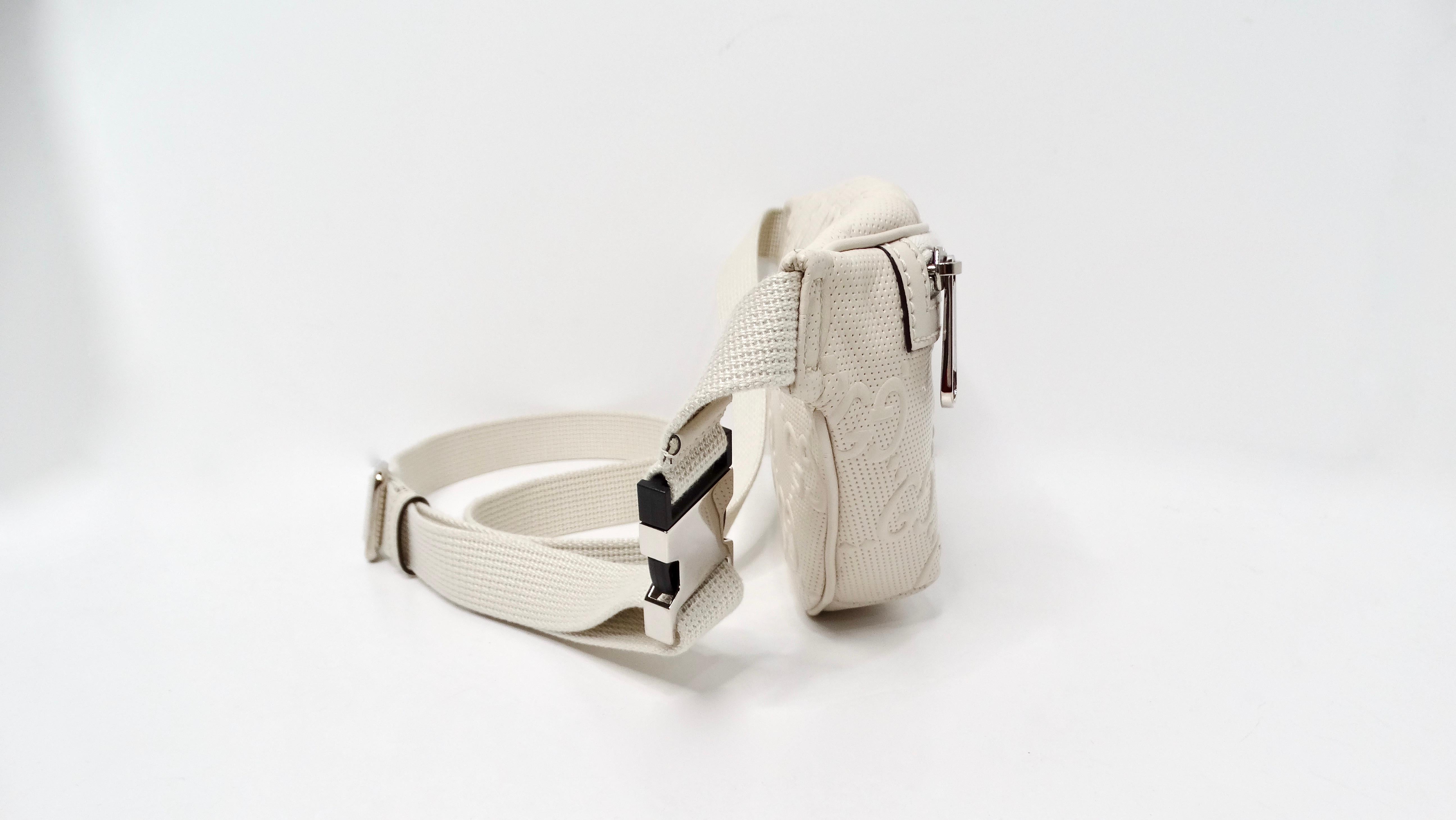 Gucci Cream Calfskin GG Tennis Embossed Belt Bag In Good Condition In Scottsdale, AZ