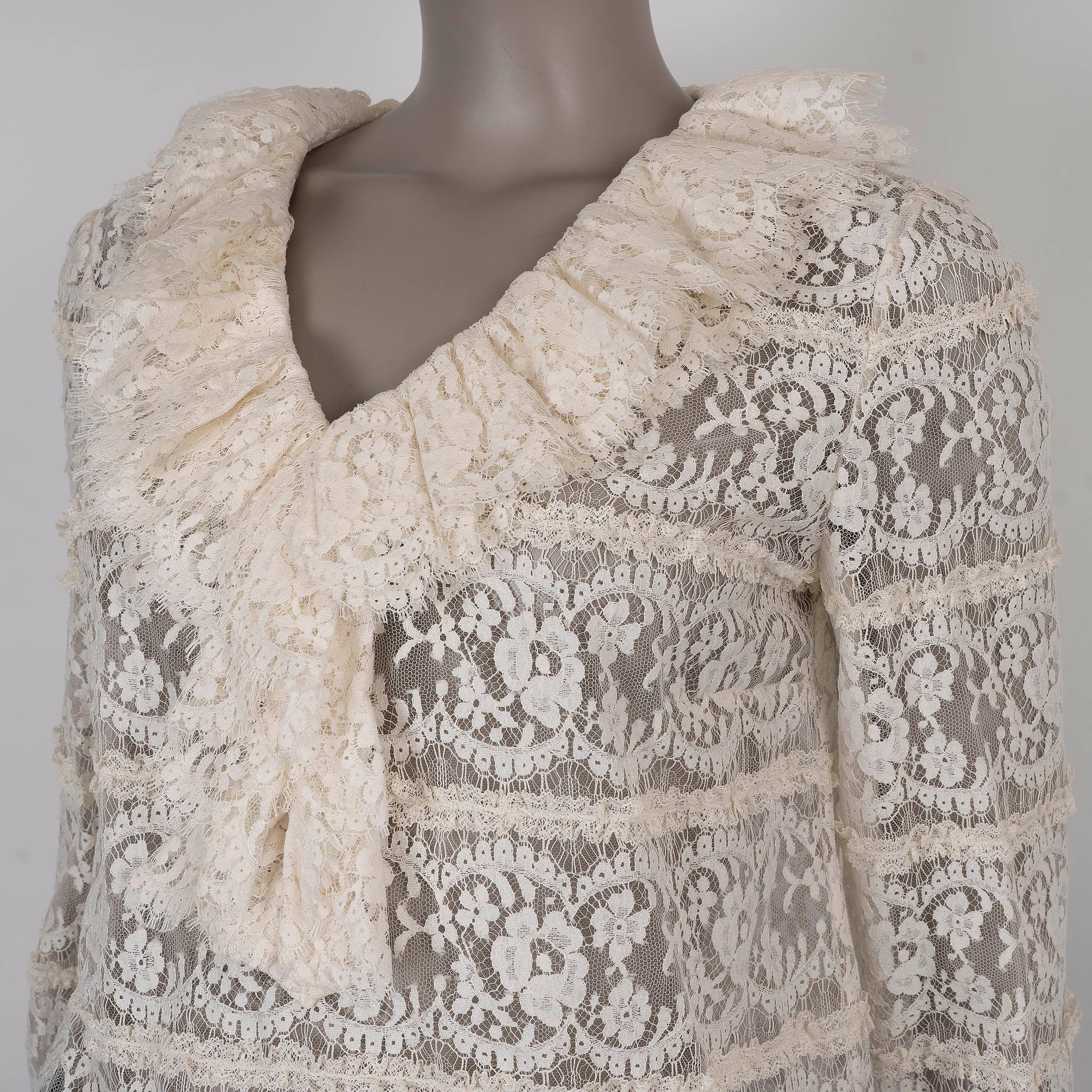 Donna Gucci camicetta in cotone panna 2020 con lacci floreali e arricciature 42 M. in vendita