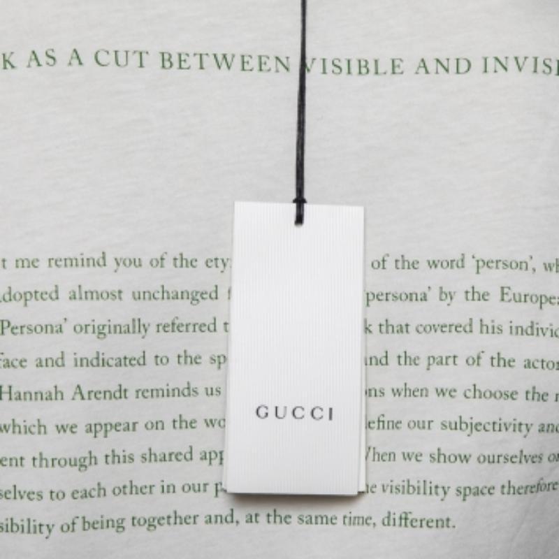 Gucci Cream Cotton Manifesto Mask Printed Crew Neck T-Shirt XS For Sale 5