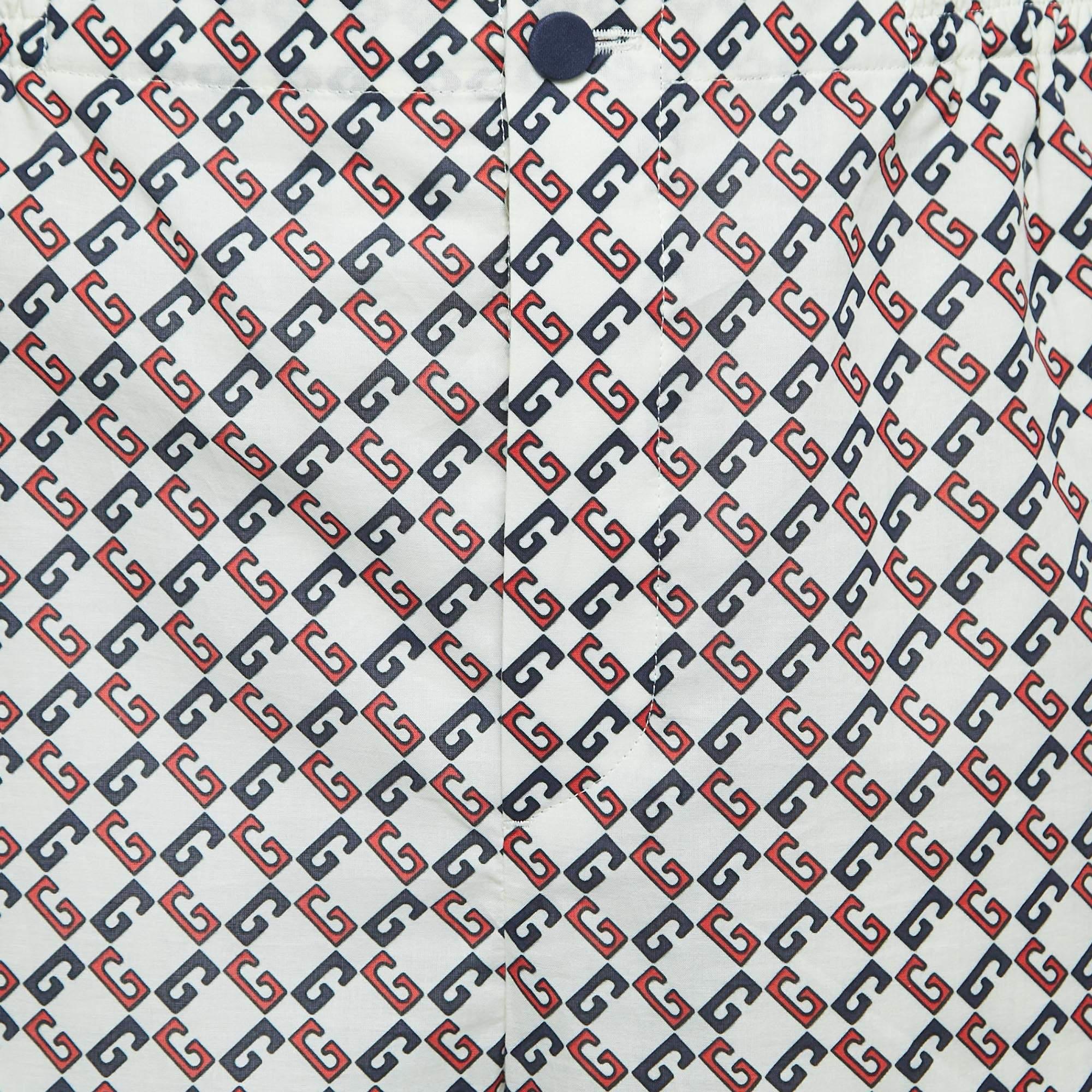 Gucci Cremefarbene Baumwoll-Muslin-Shorts mit geometrischem G-Druck M im Zustand „Gut“ im Angebot in Dubai, Al Qouz 2
