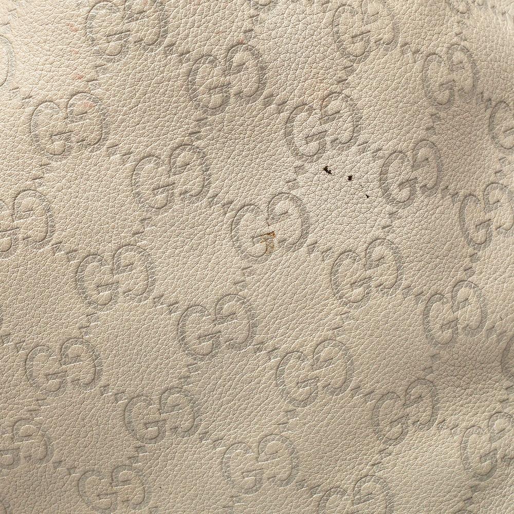 Gucci Cream Guccissima Leather Medium Horsebit Hobo In Fair Condition In Dubai, Al Qouz 2