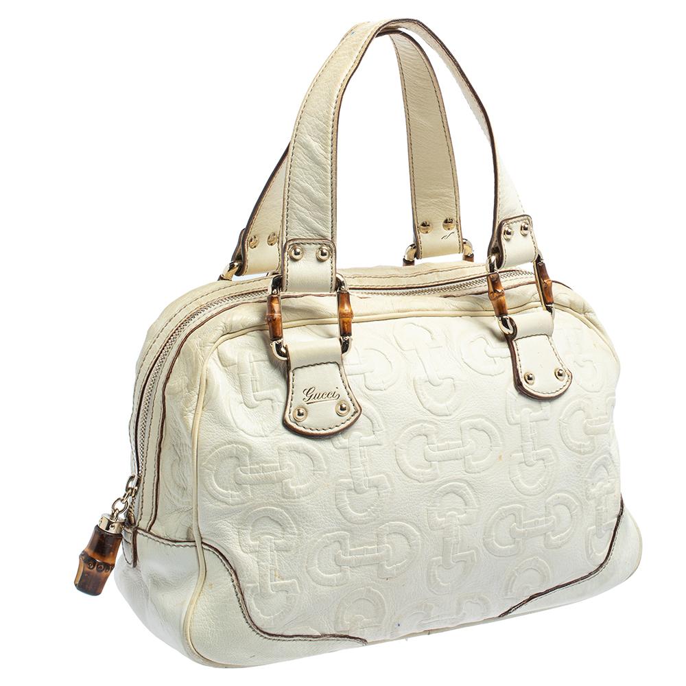 Gucci Cremefarbene Umhängetasche aus Leder mit Pferdegebissprägung (Beige)