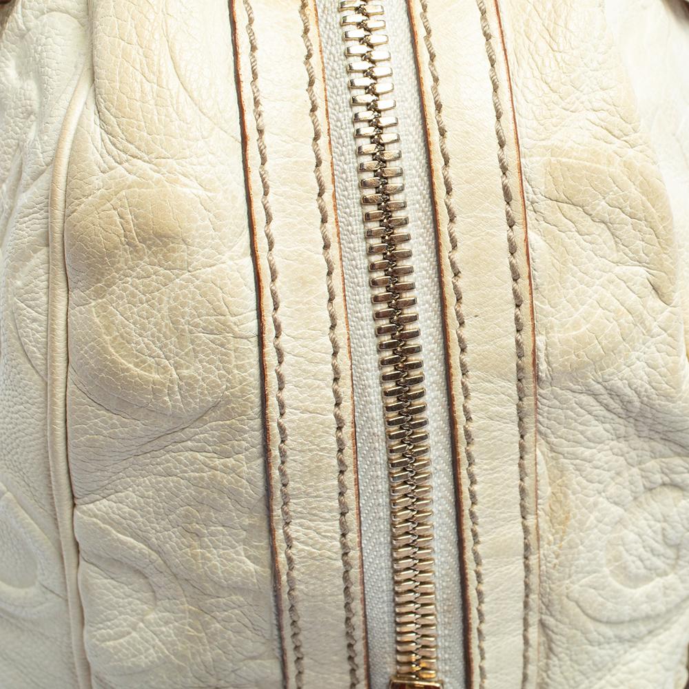 Gucci Cremefarbene Umhängetasche aus Leder mit Pferdegebissprägung 1