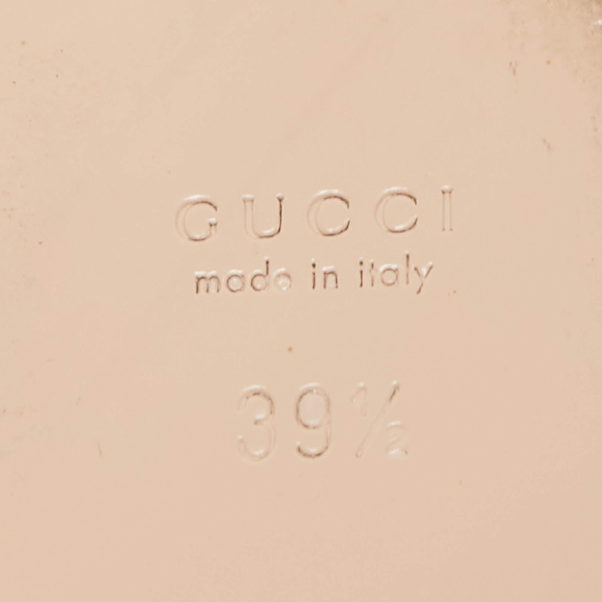 Gucci - Mules plates en cuir crème brodées d'abeilles et d'étoiles Princetown, taille 39,5 5