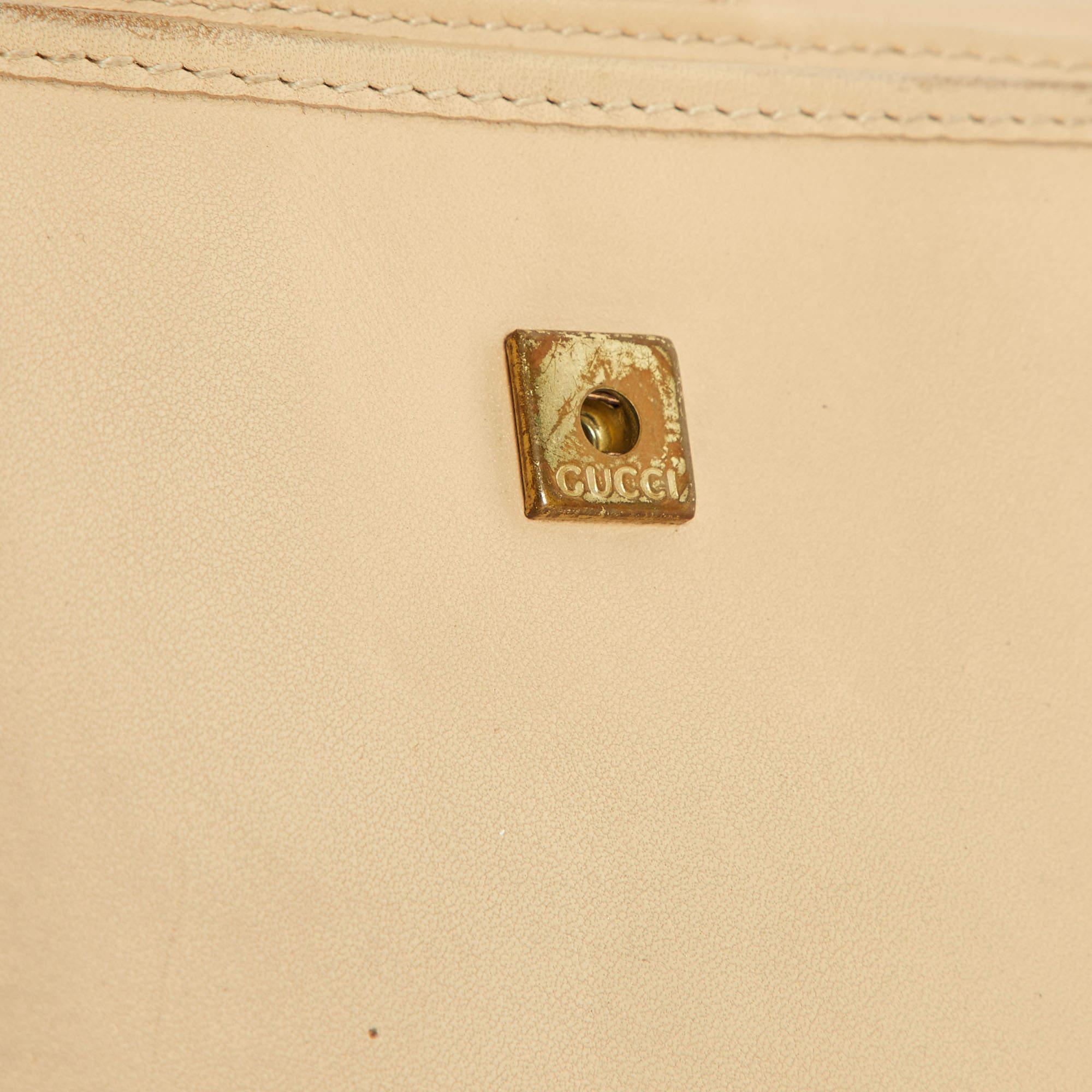 Gucci Cream Leather French Wallet For Sale 3