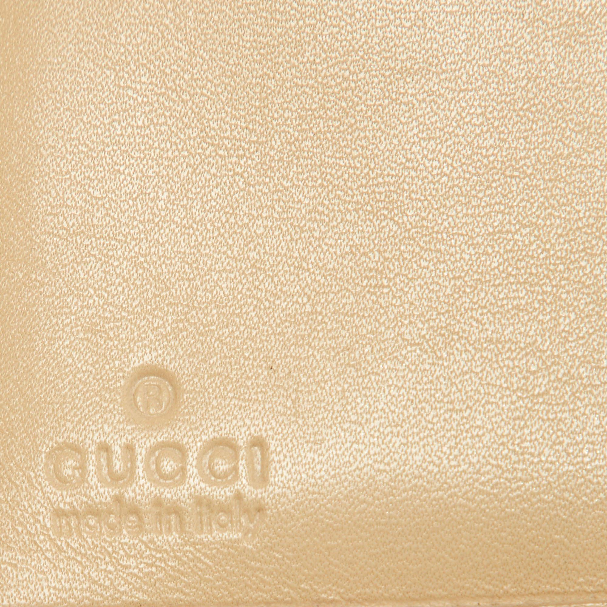 Gucci Cream Leather French Wallet For Sale 4