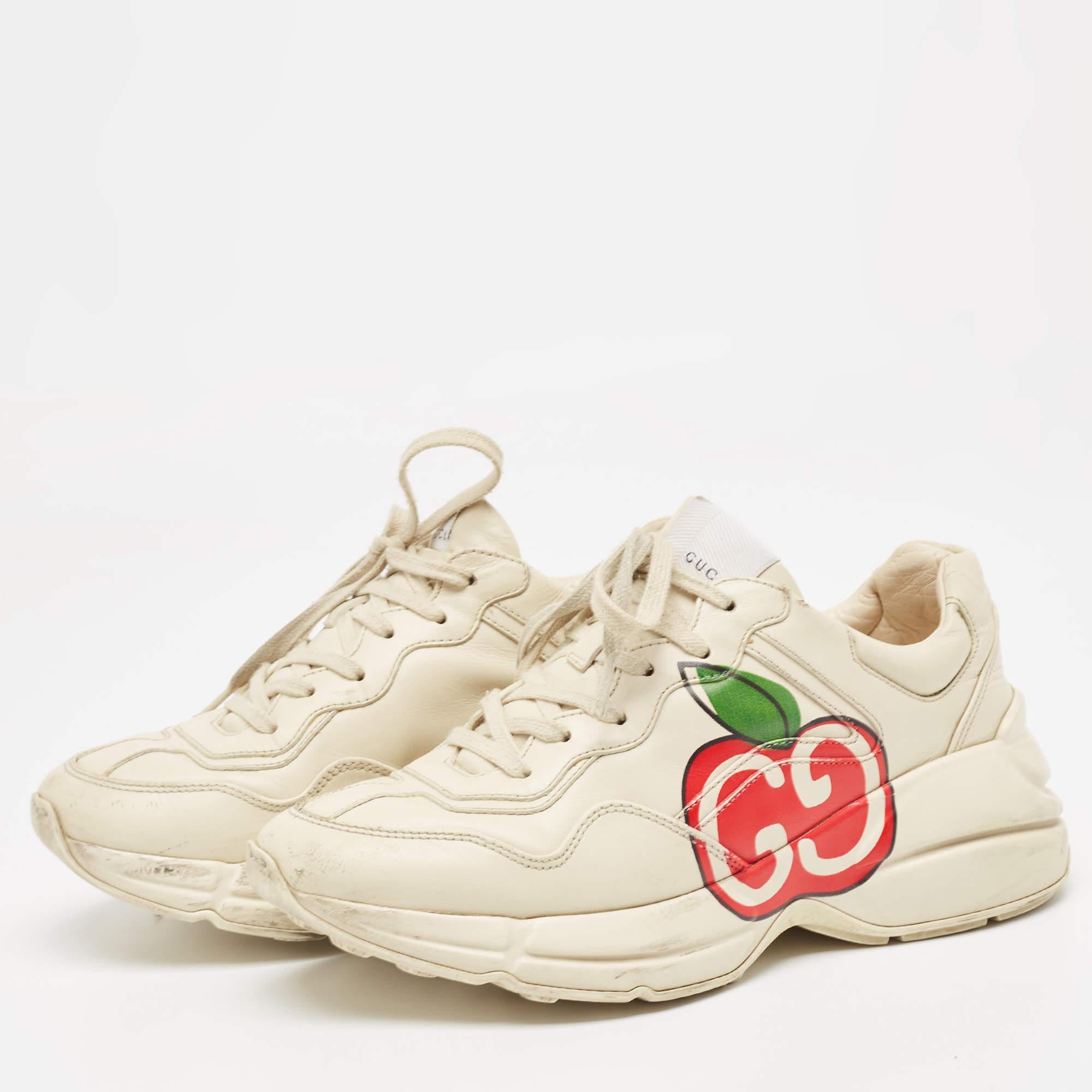 Gucci Cream Leather GG Apple Rhyton Sneakers Size 39 For Sale 2