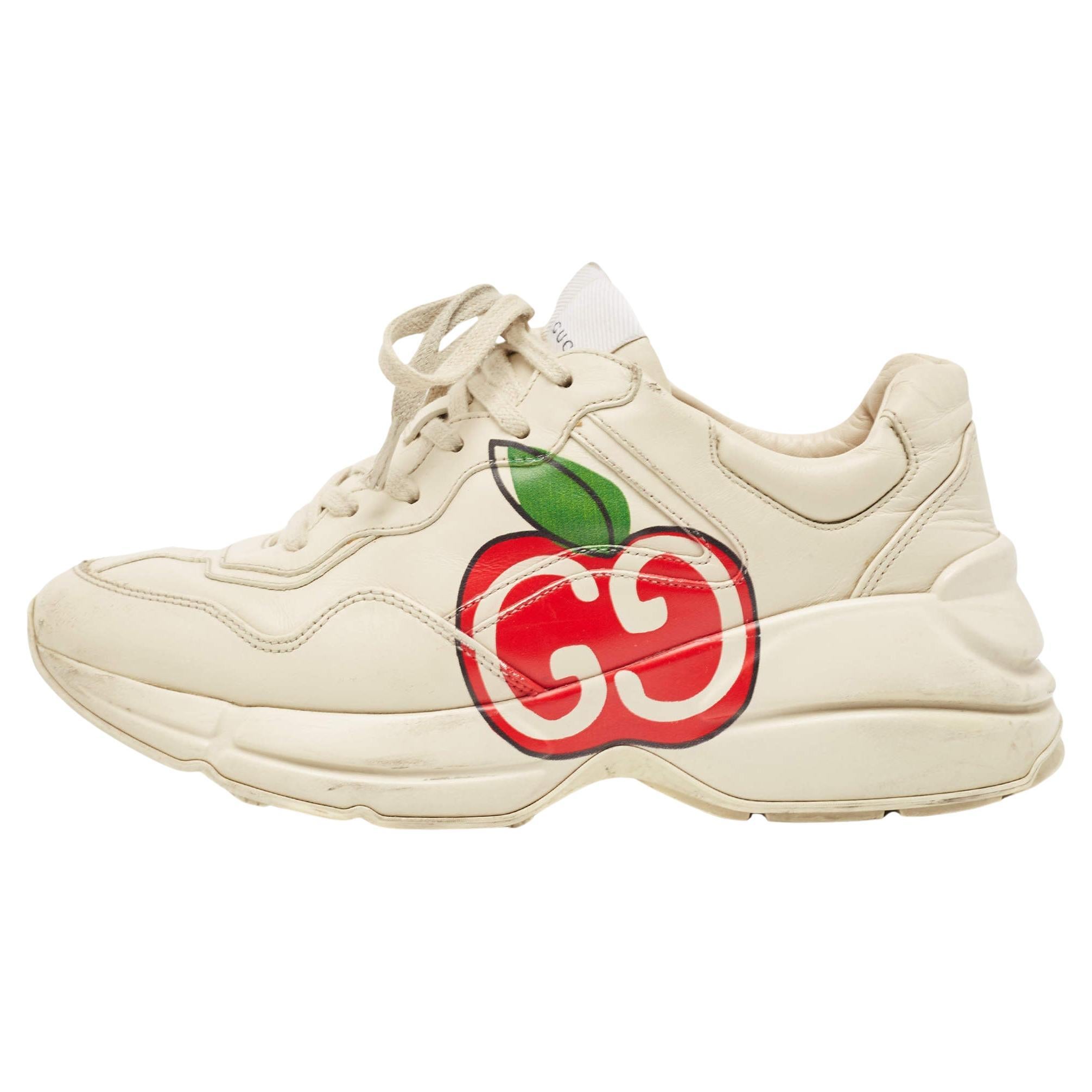 Gucci Cream Leather GG Apple Rhyton Sneakers Size 39 For Sale