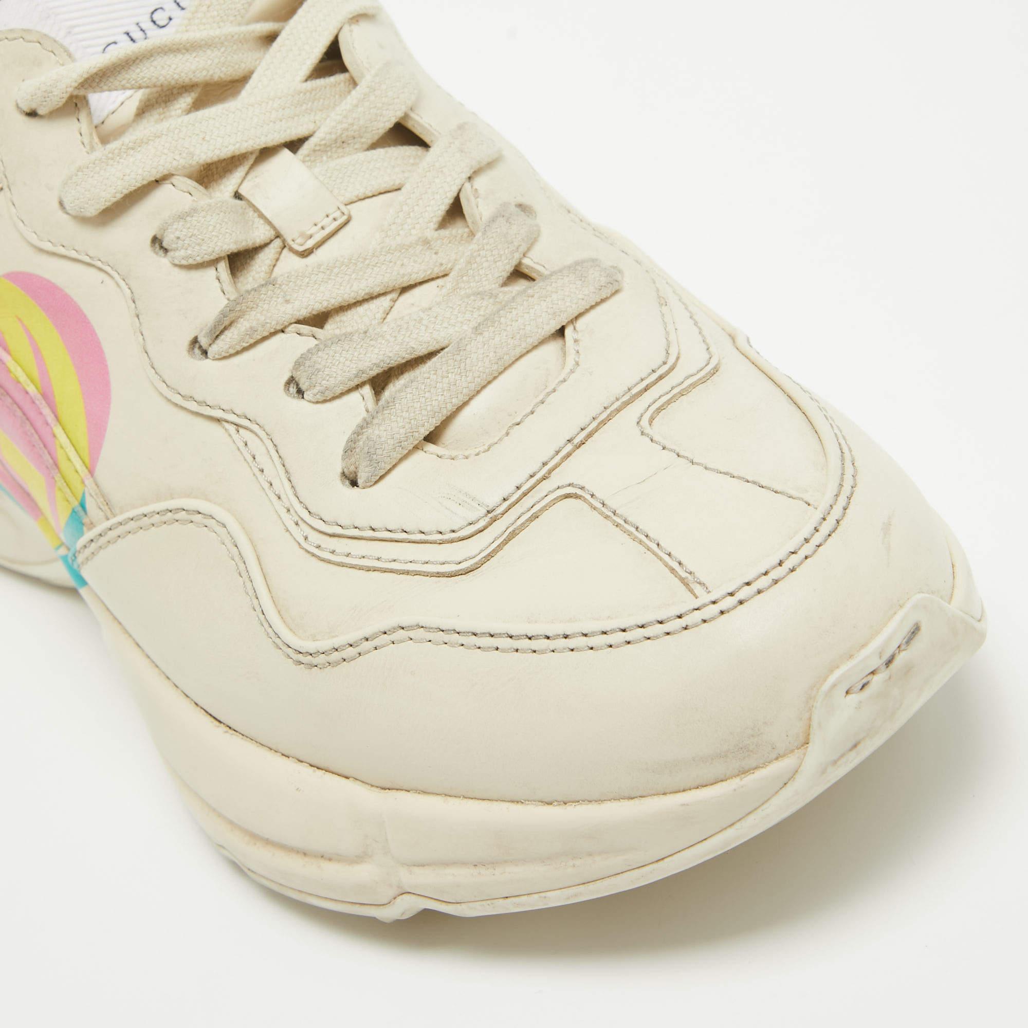 Women's Gucci Cream Leather GG Heart Rhyton Sneakers Size 38 For Sale