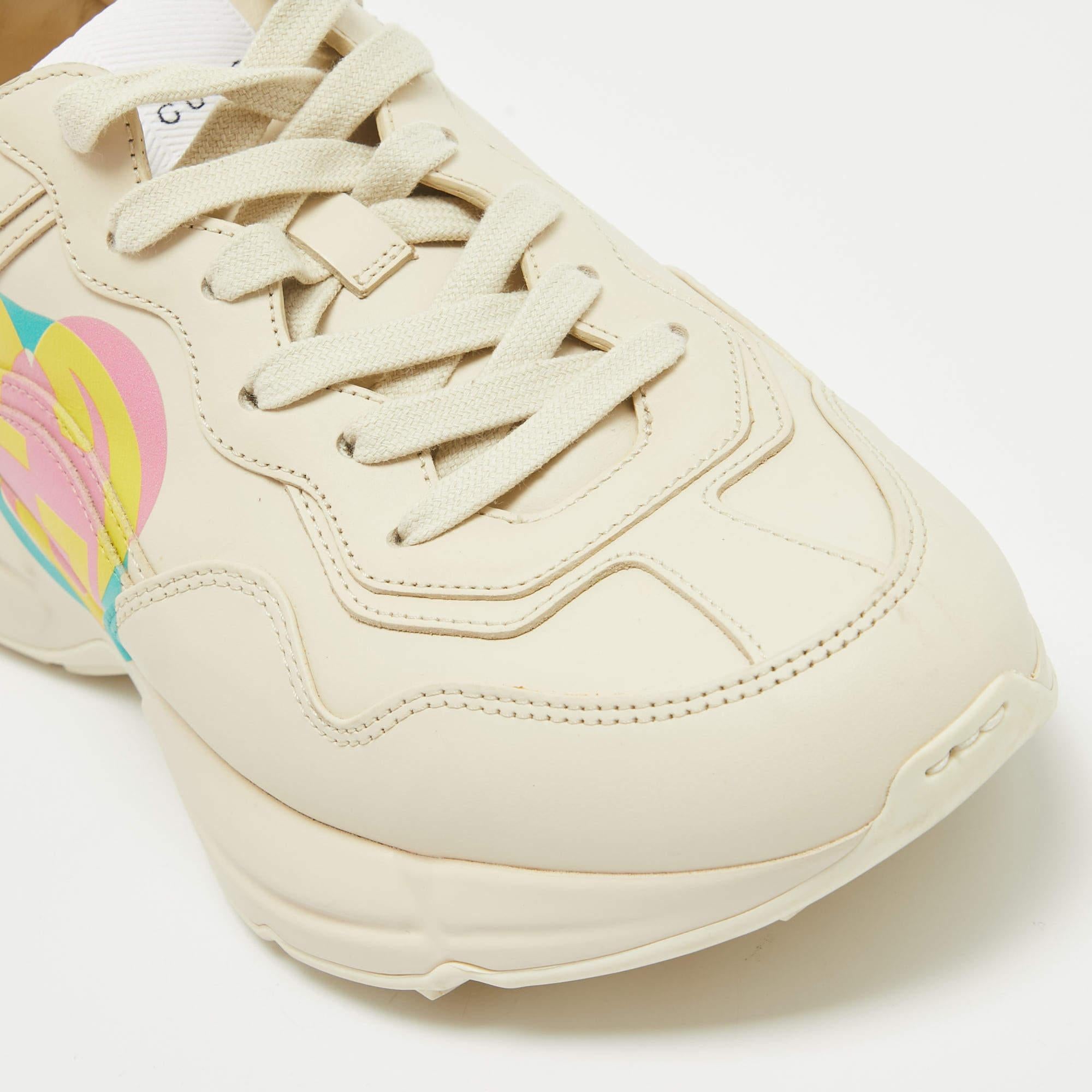 Zapatillas Gucci Crema Piel GG Corazón Rhyton Talla 38 2