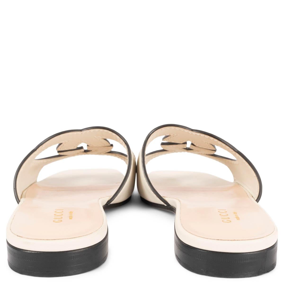 GUCCI cream leather INTERLOCKING G CUT-OUT SLIDE Sandals Shoes 35 In Excellent Condition For Sale In Zürich, CH