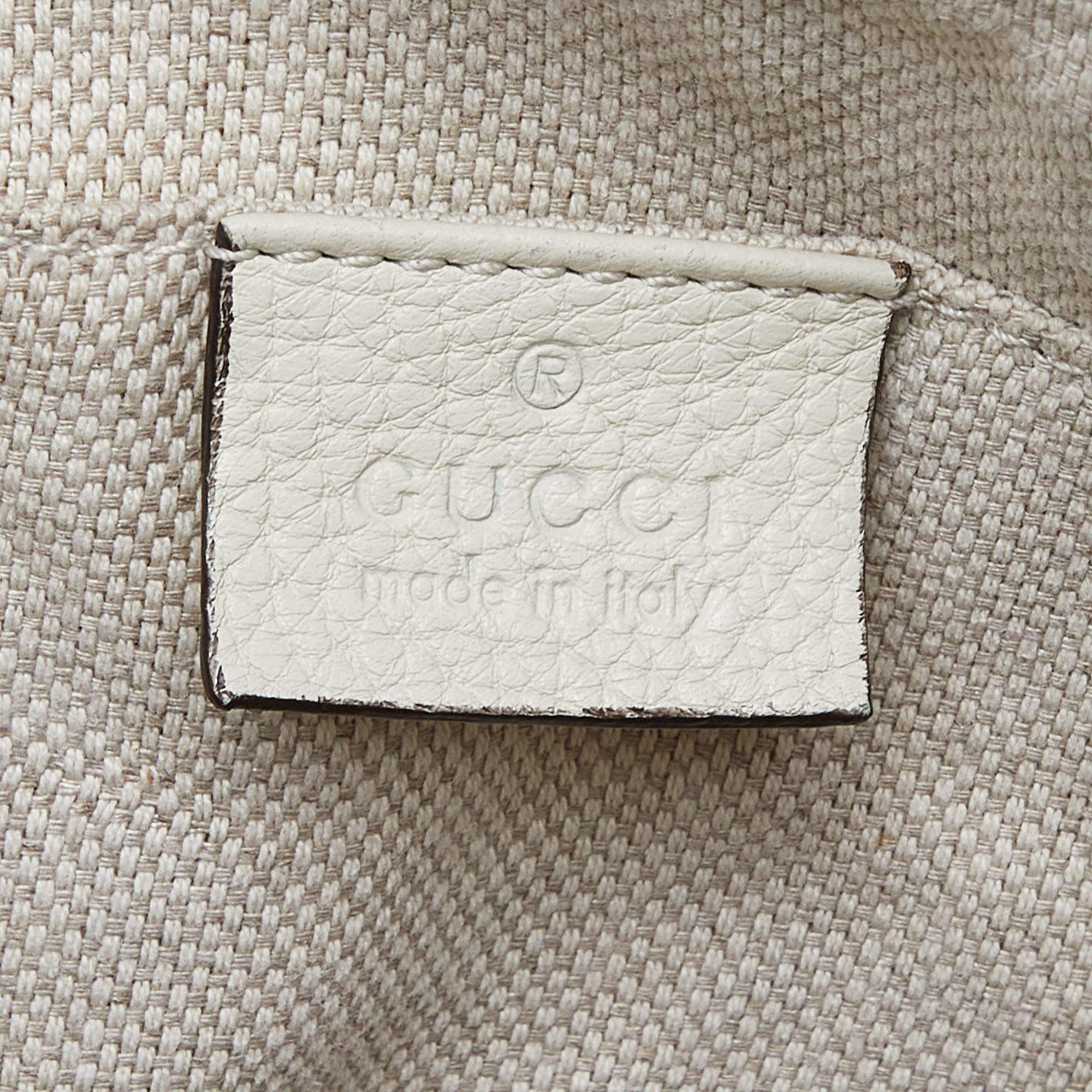 Gucci Cream Leather Small Soho Disco Crossbody Bag For Sale 6