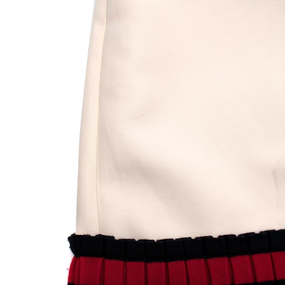 Gucci Cream Logo Mini Skirt - Size US 4 In New Condition In London, GB