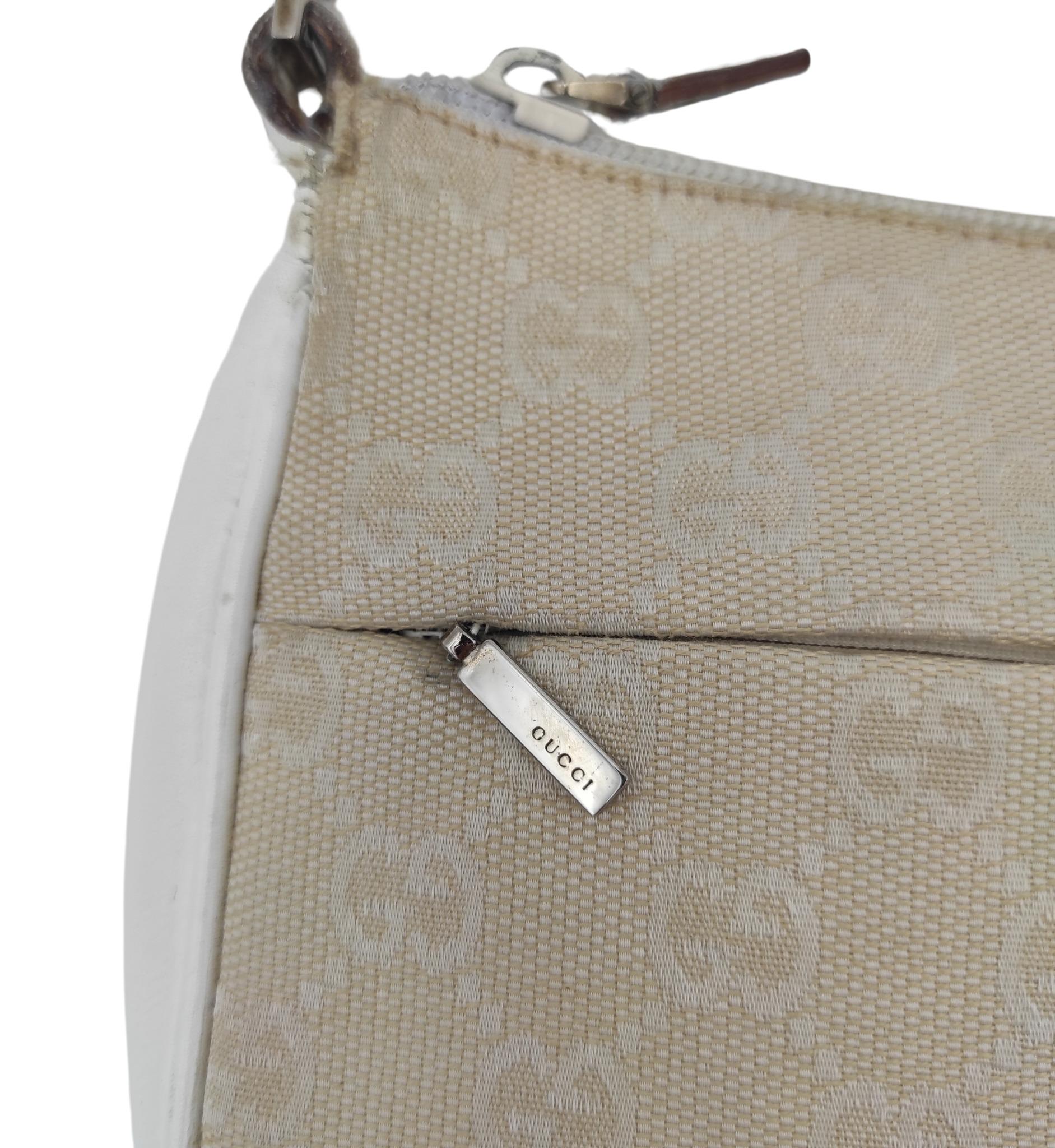 Gucci cream monogram bamboo handle shoulder bag For Sale 7