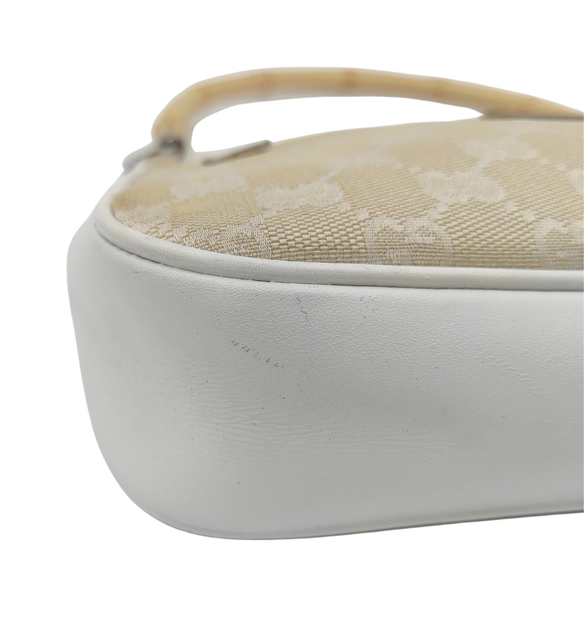 Gucci cream monogram bamboo handle shoulder bag For Sale 1